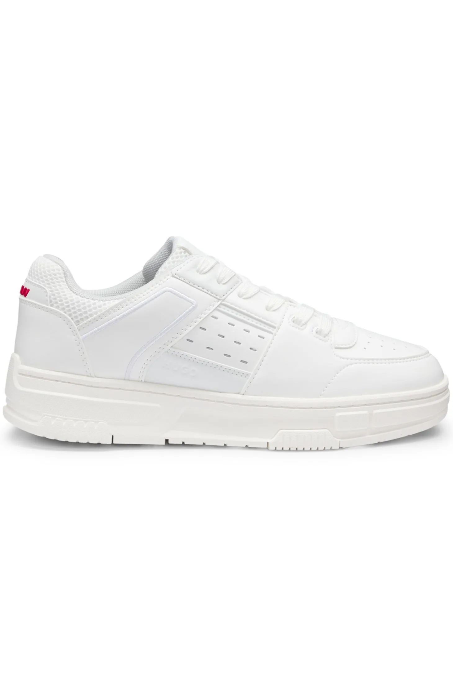 Sneakers aus Kunstleder mit Mesh-Details