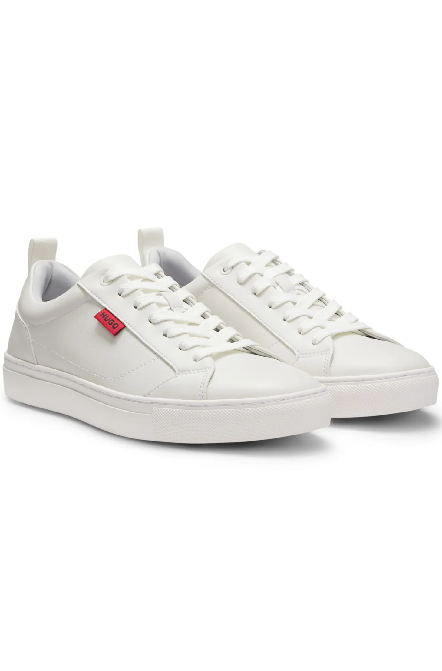Sneakers aus Kunstleder mit rotem Logo-Etikett