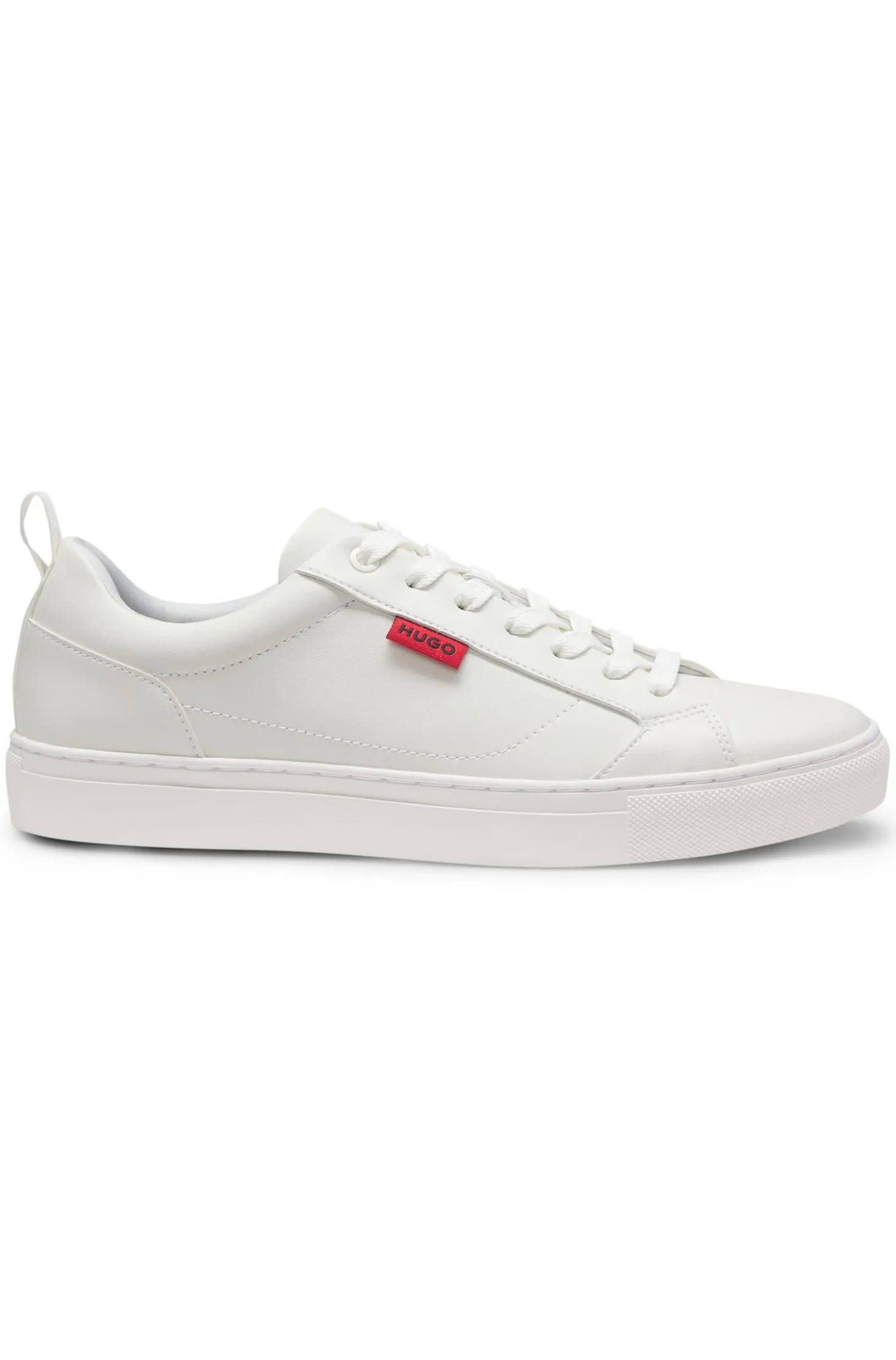 Sneakers aus Kunstleder mit rotem Logo-Etikett