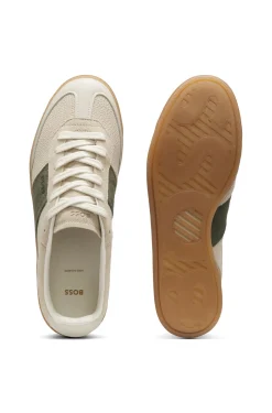 Sneakers aus Leder und Veloursleder