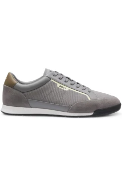 Sneakers aus Material-Mix mit Nahtdetails
