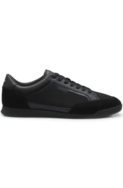 Sneakers aus Material-Mix mit Nahtdetails