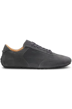 Sneakers aus Veloursleder mit Logo-Prägung
