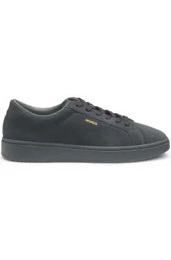 Sneakers aus Veloursleder mit goldfarbenem Folien-Logo