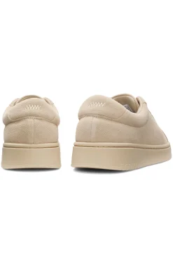 Sneakers aus Veloursleder mit goldfarbenem Folien-Logo