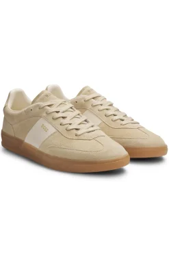 Sneakers aus Veloursleder mit Glattleder-Details
