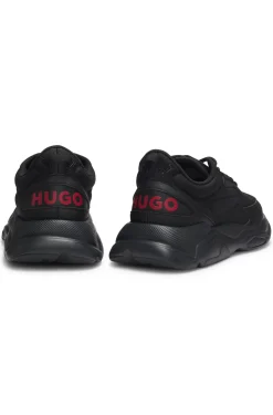 Sneakers in Canvas-Optik mit Logo an der Ferse