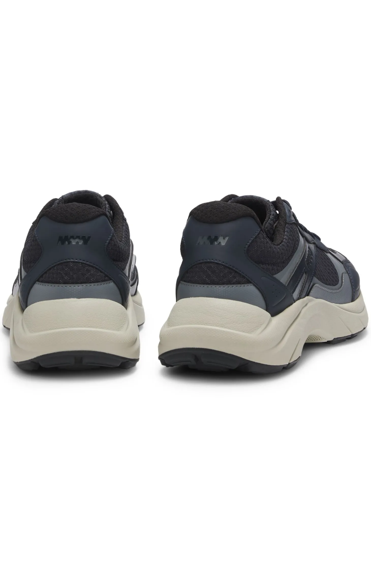 Sneakers mit Kunstleder und Mesh