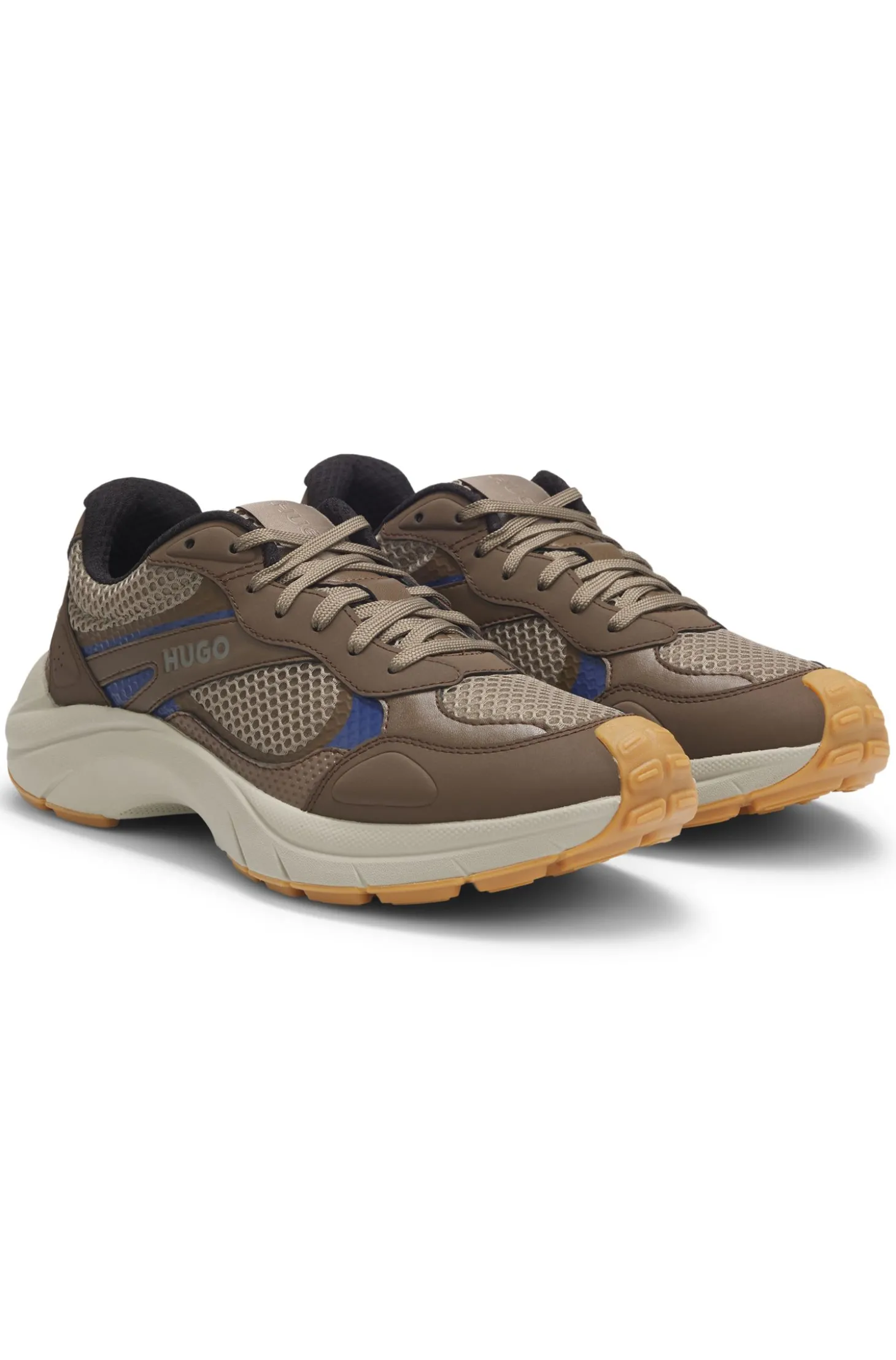 Sneakers mit Mesh und Kunstleder