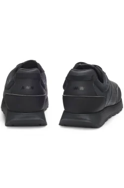 Sneakers mit Monogramm-Print