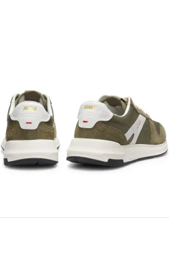 Sneakers mit Veloursleder-Besatz und Logo-Details