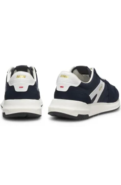 Sneakers mit Veloursleder-Besatz und Logo-Details