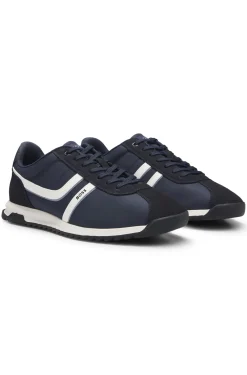 Sneakers mit Veloursleder-Imitat-Details und Logo