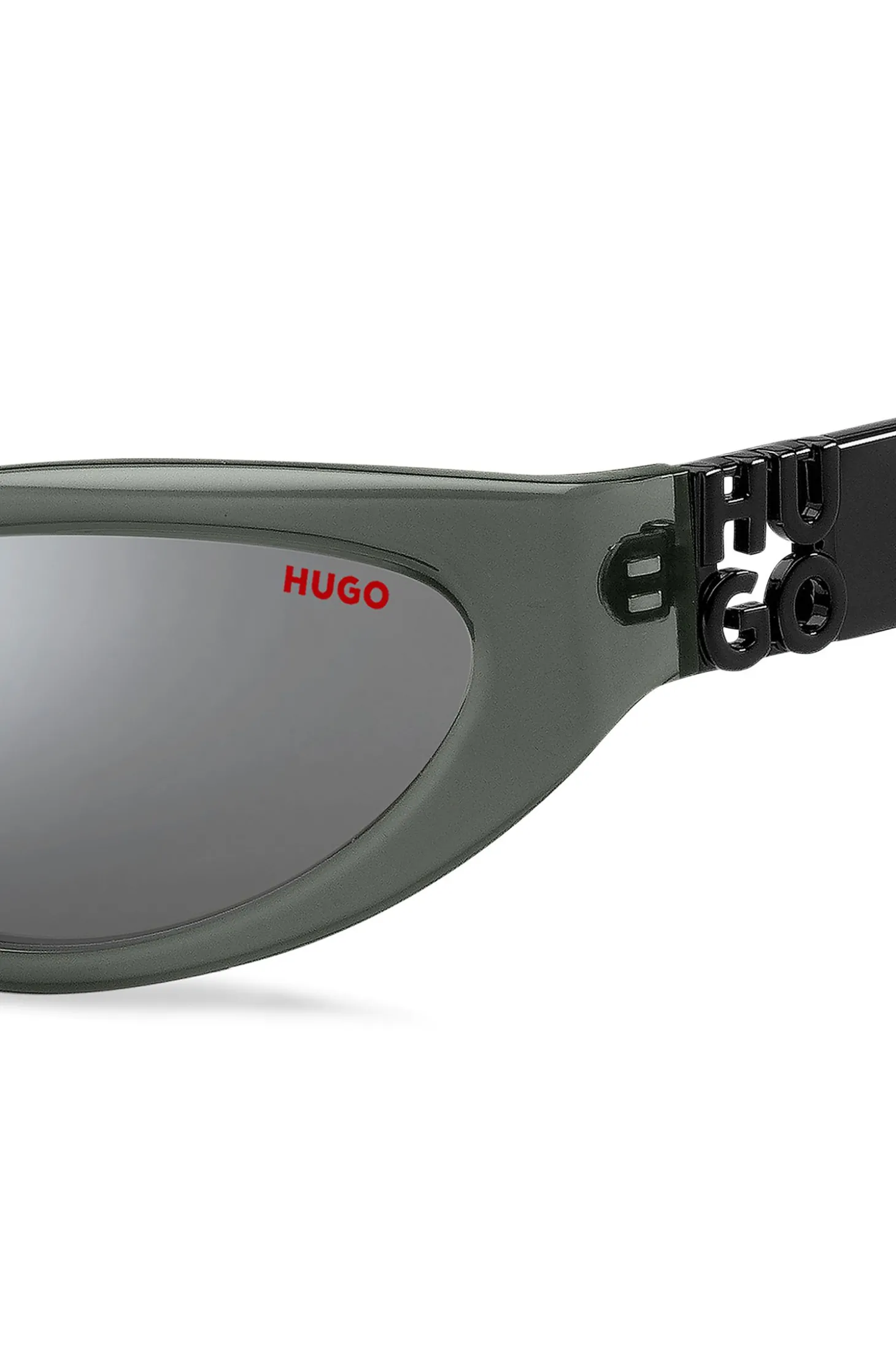 Sonnenbrille aus grauem Acetat mit 3D-Monogrammen