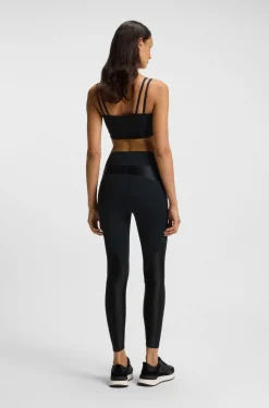 Sportives Top mit Mesh-Einsatz