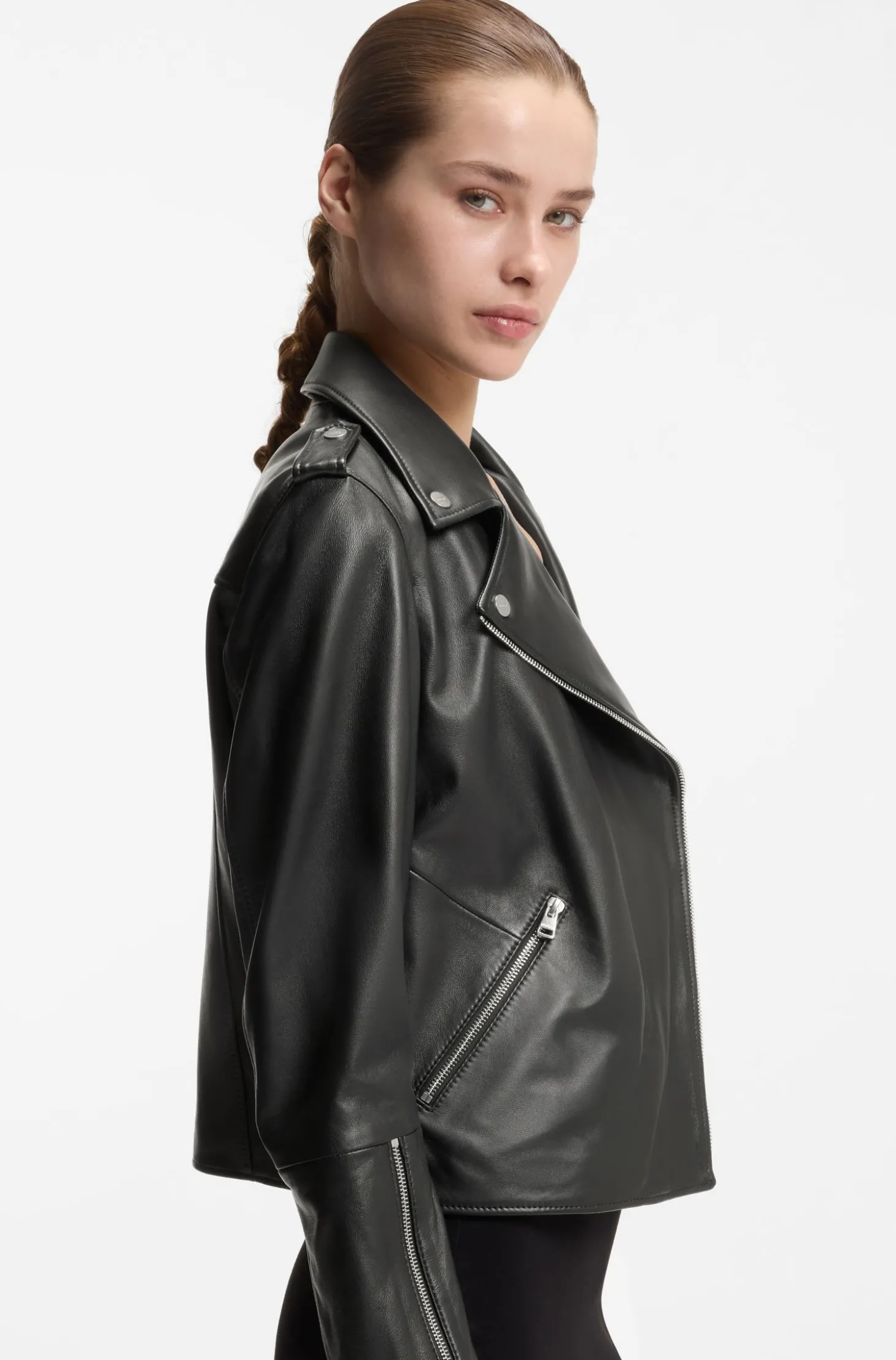 Straight-Fit Bikerjacke aus Leder mit Reißverschluss-Details