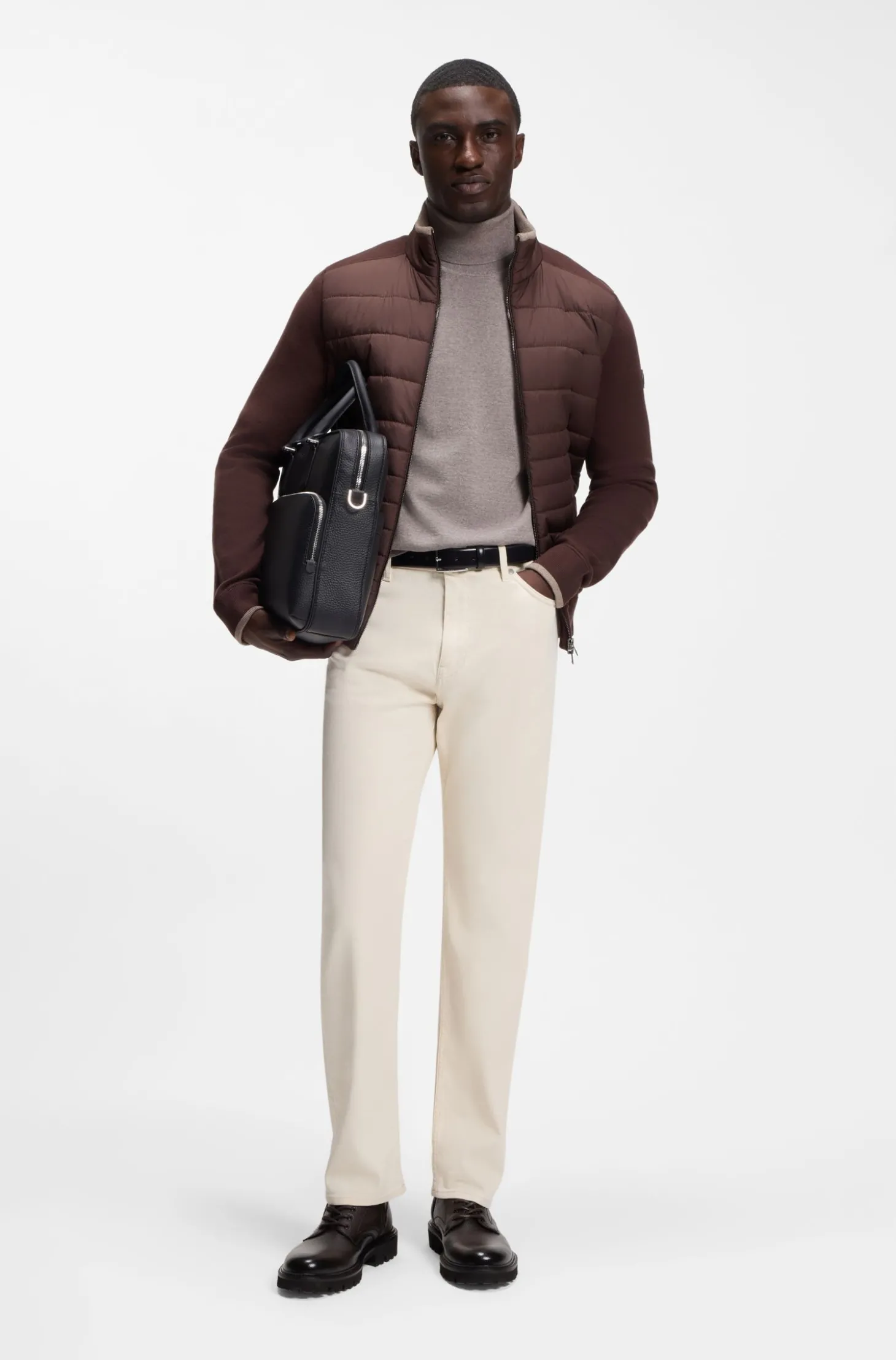 Straight-Fit Jeans aus italienischem Denim in Ecru