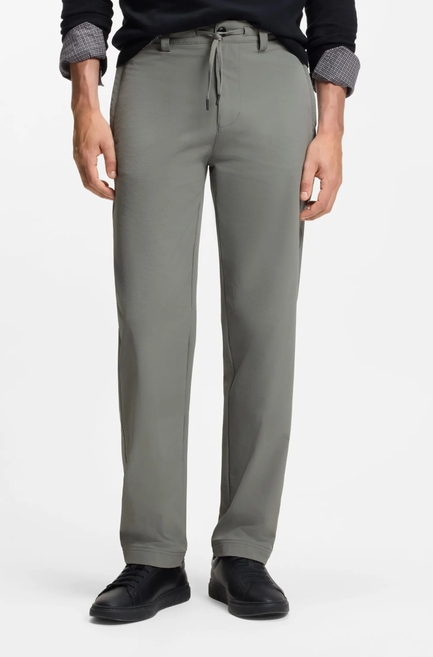 Straight-Tapered-Fit Chino aus Stretch-Gewebe