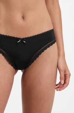 String aus elastischer Mikrofaser mit Spitzenbesatz