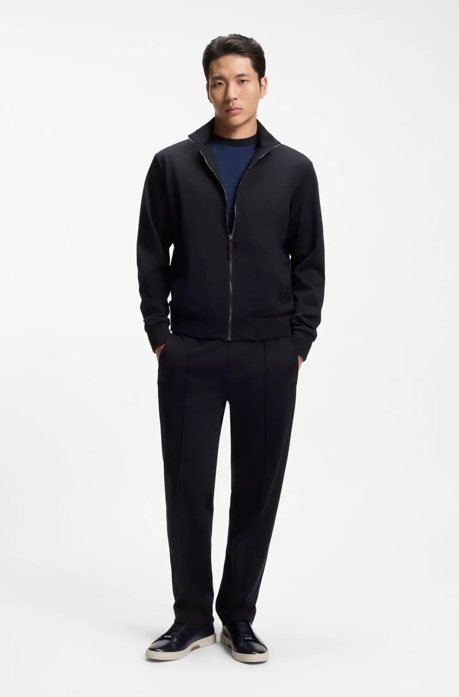 Sweatjacke aus Woll-Mix mit Stehkragen und durchgehendem Reißverschluss