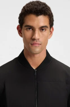 Sweatjacke mit Reißverschluss und gepolsterter Vorderseite