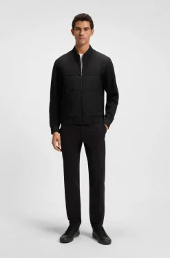 Sweatjacke mit Reißverschluss und gepolsterter Vorderseite