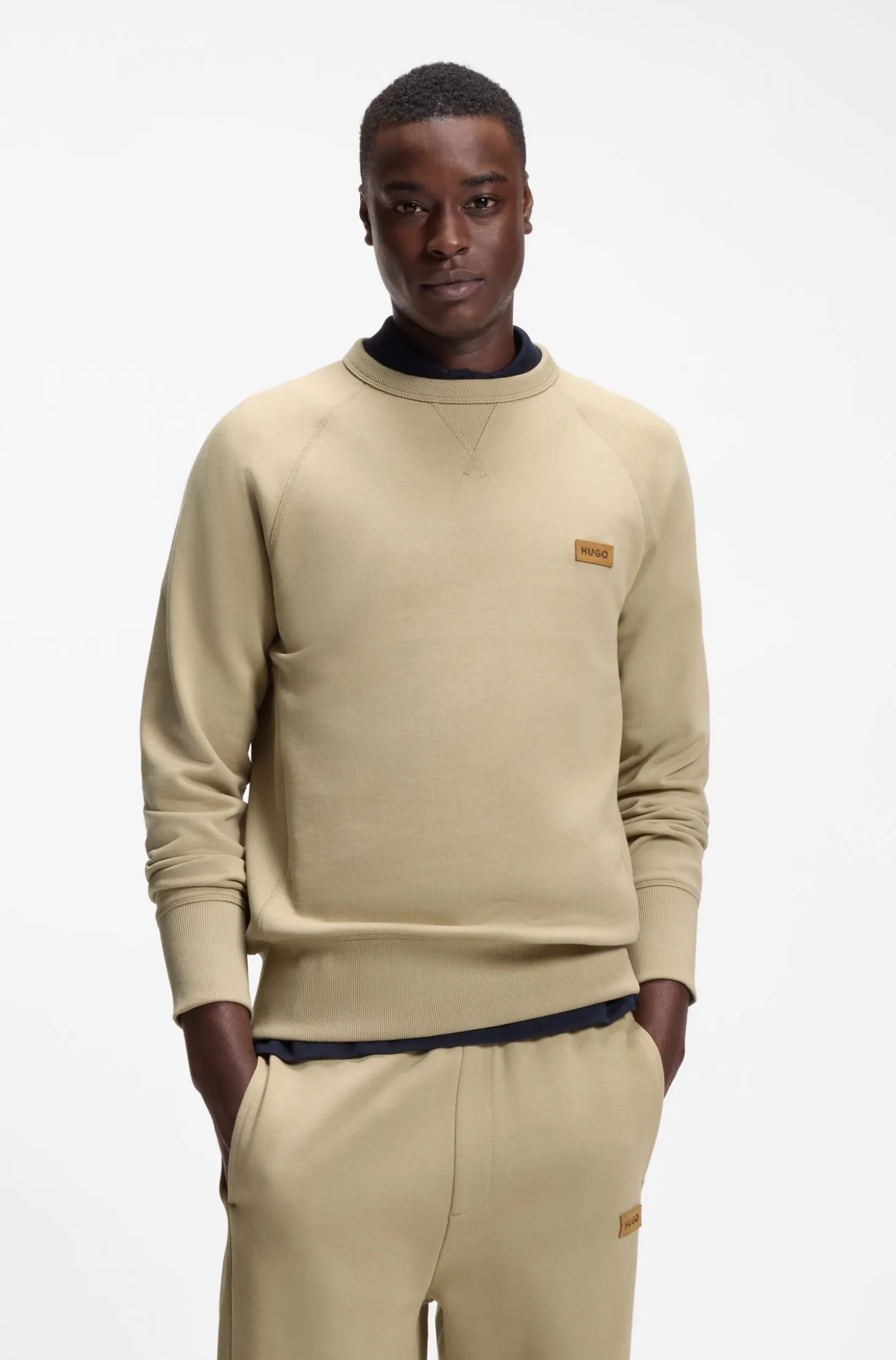 Sweatshirt aus Baumwoll-Terry mit Logo-Badge