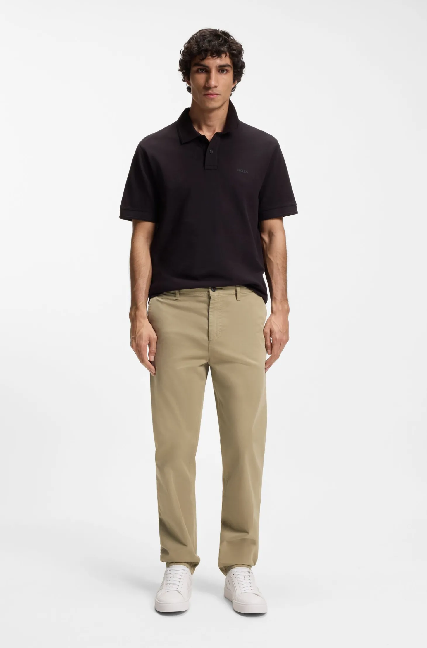 Tapered-Fit Hose aus Baumwoll-Satin mit Elasthan-Anteil