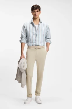Tapered-Fit Hose aus Baumwoll-Satin mit Elasthan-Anteil