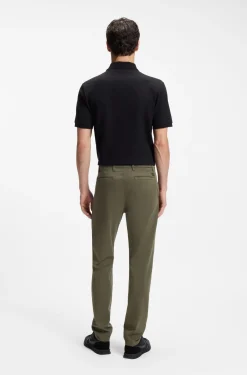 Tapered-Fit Hose aus Baumwoll-Satin mit Elasthan-Anteil