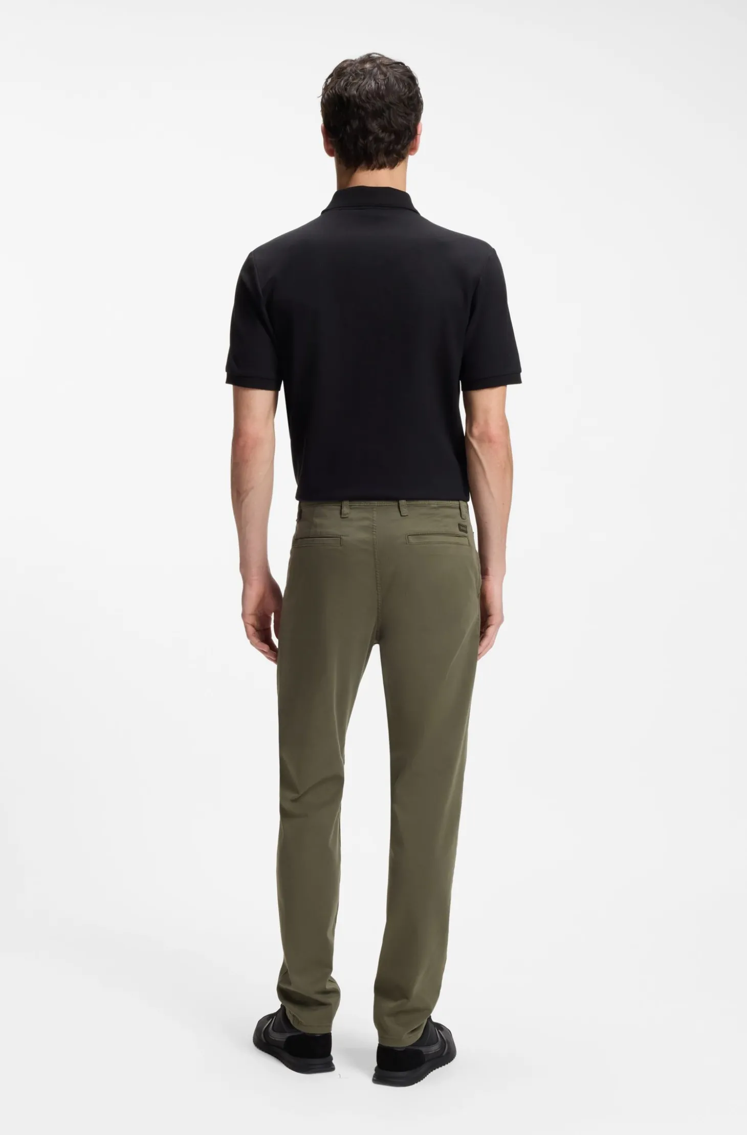 Tapered-Fit Hose aus Baumwoll-Satin mit Elasthan-Anteil