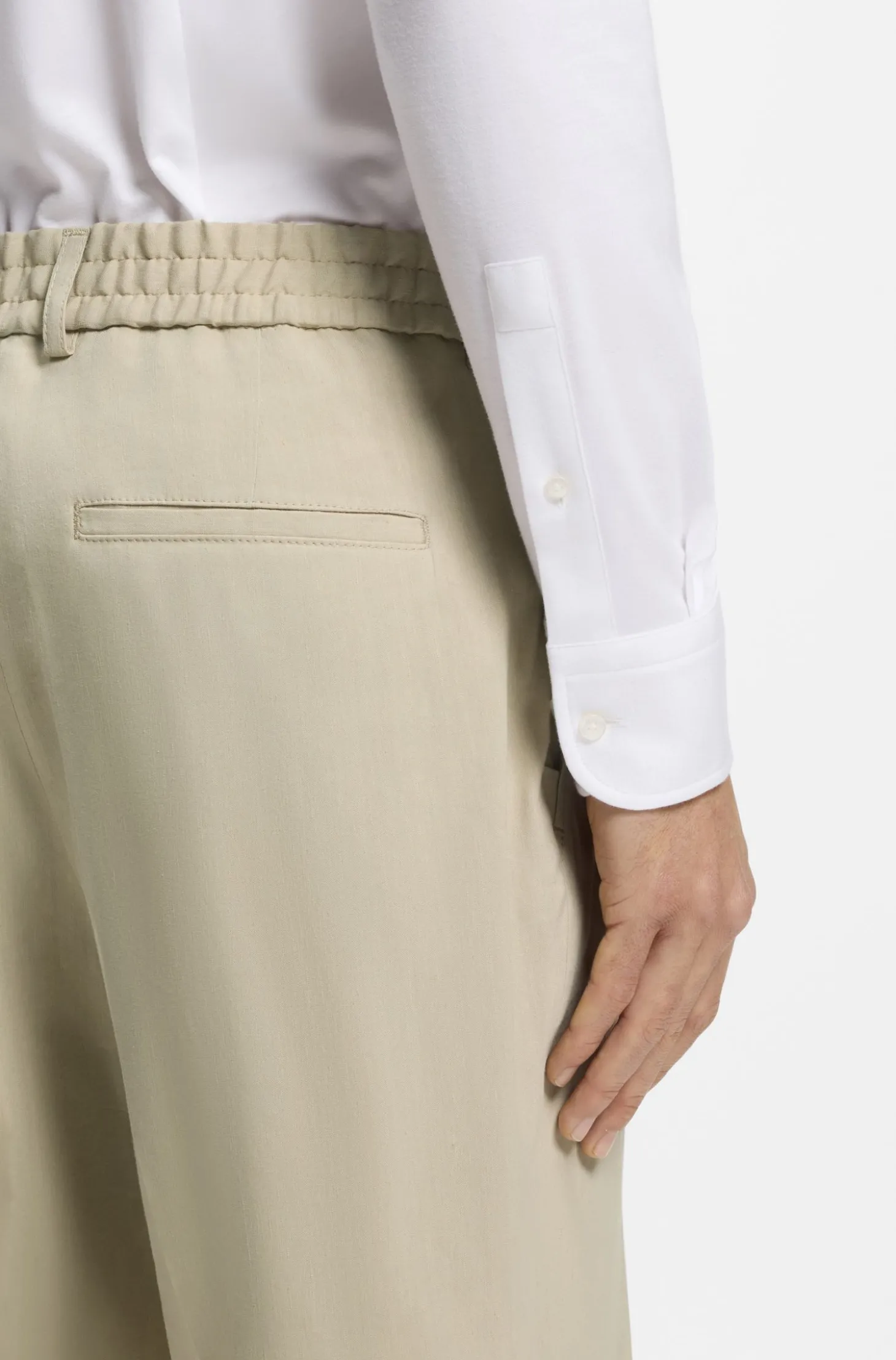 Tapered-Fit Hose aus waschbarem Tech-Leinen