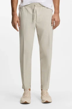 Tapered-Fit Hose aus wasserabweisendem Stretch-Gewebe