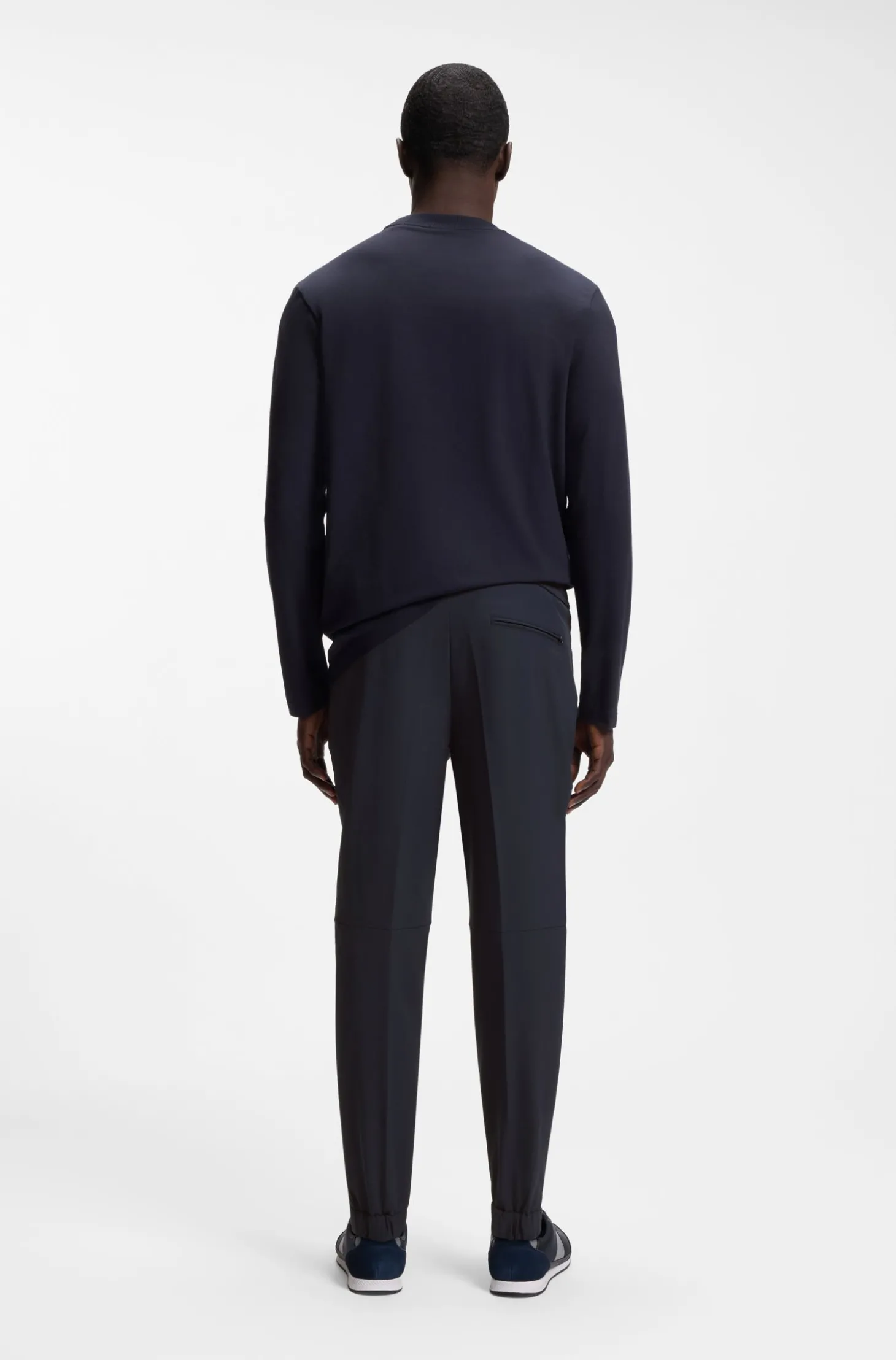 Tapered-Fit Hose aus wasserabweisendem Stretch-Gewebe
