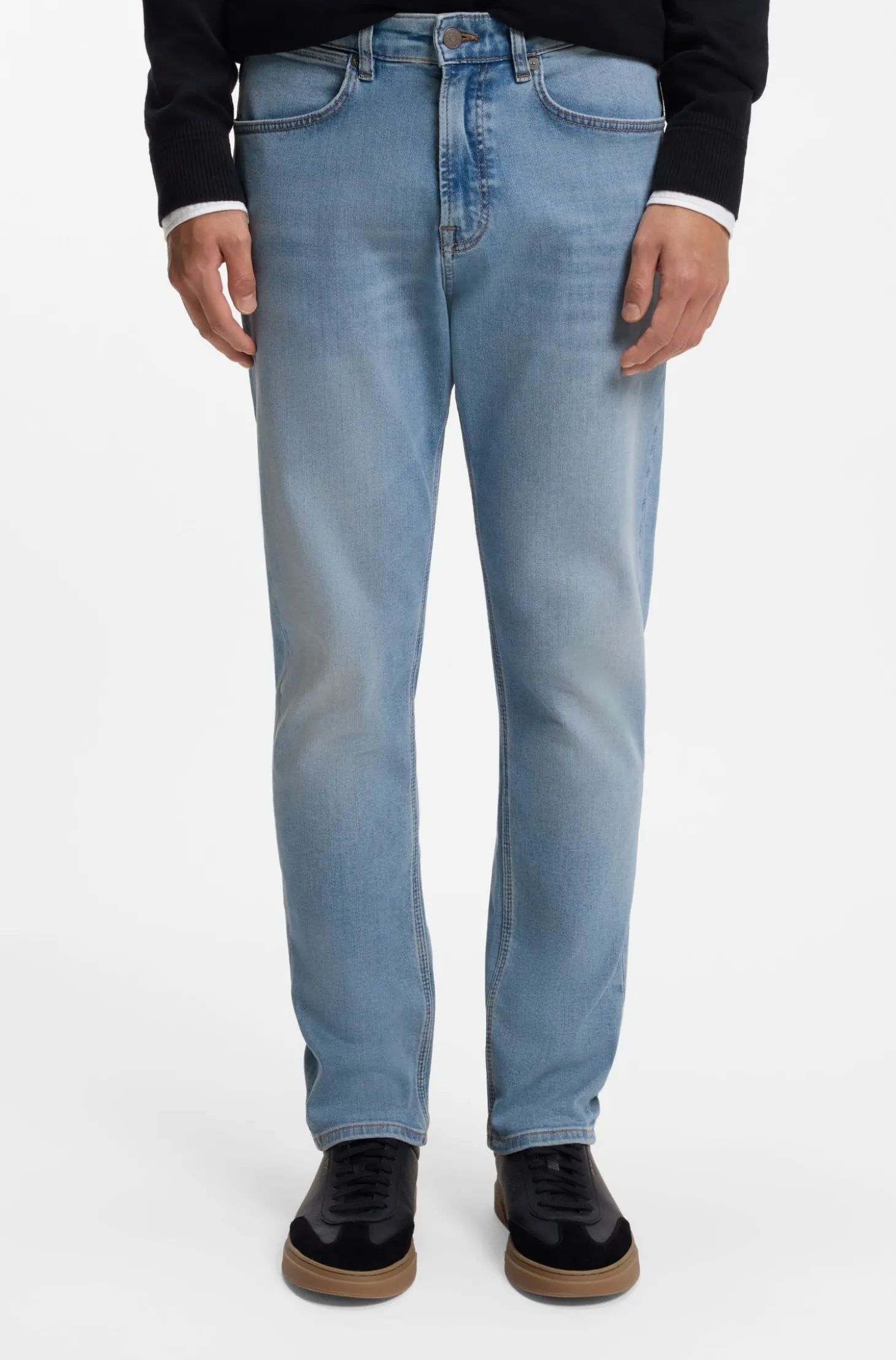 Tapered-Fit Jeans aus blauem Super-Stretch-Denim