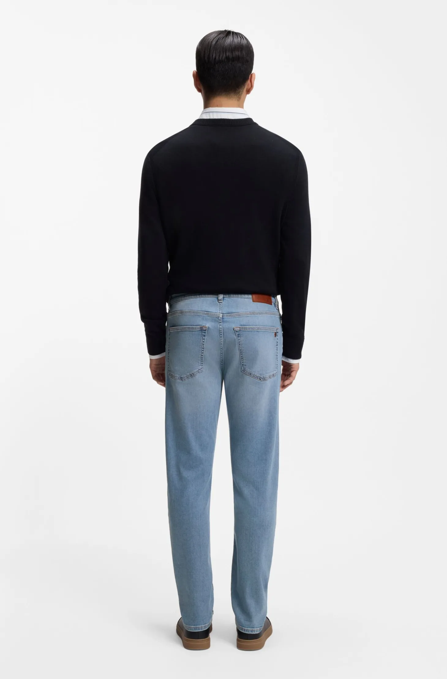 Tapered-Fit Jeans aus blauem Super-Stretch-Denim