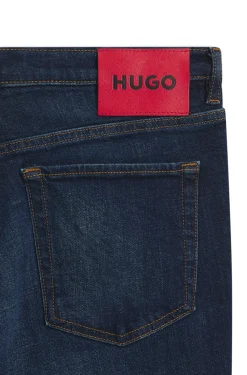 Tapered-Fit Jeans aus dunkelblauem Stretch-Denim