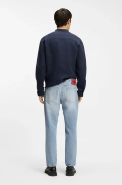 Tapered-Fit Jeans aus hellblauem, elastischem Denim