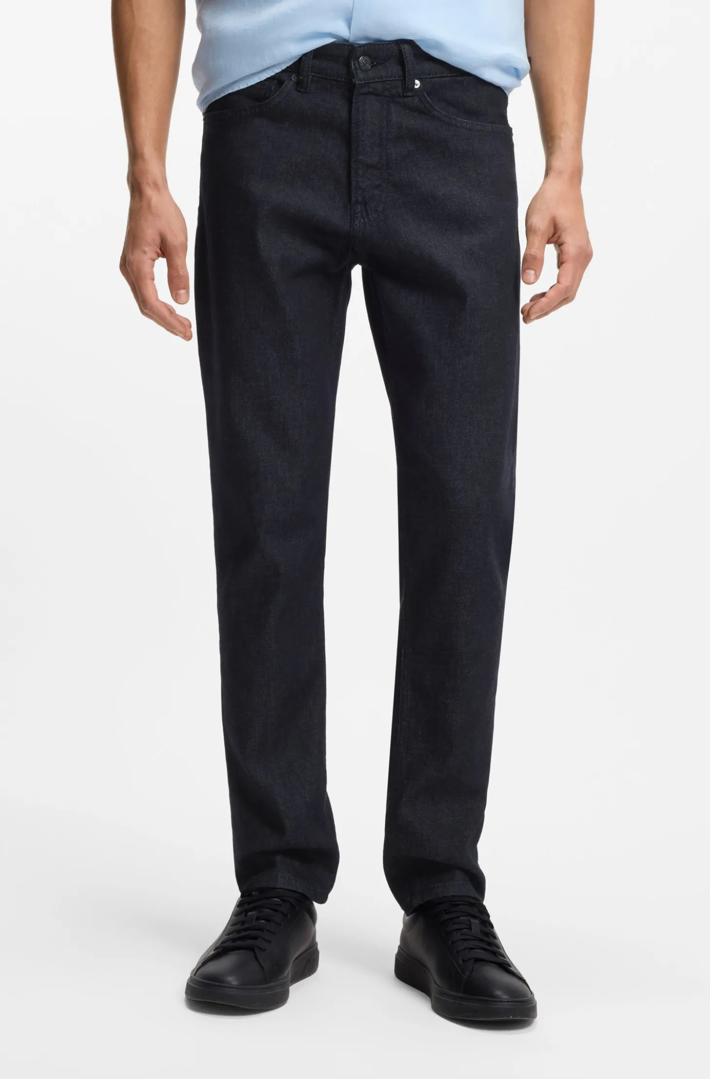 Tapered-Fit Jeans aus komfortablem Stretch-Denim in reinem Blau