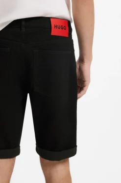 Tapered-Fit Shorts aus schwarzem Stretch-Denim