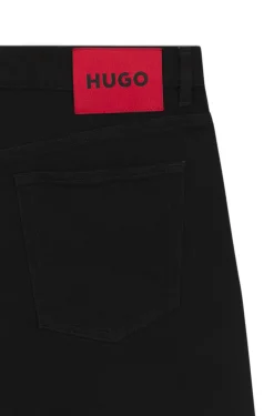 Tapered-Fit Shorts aus schwarzem Stretch-Denim