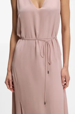 Trägerkleid aus Crêpe de Chine mit V-Ausschnitt