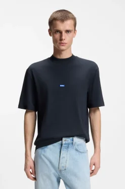 T-Shirt aus Baumwolle mit geripptem Ausschnitt und Logo-Badge