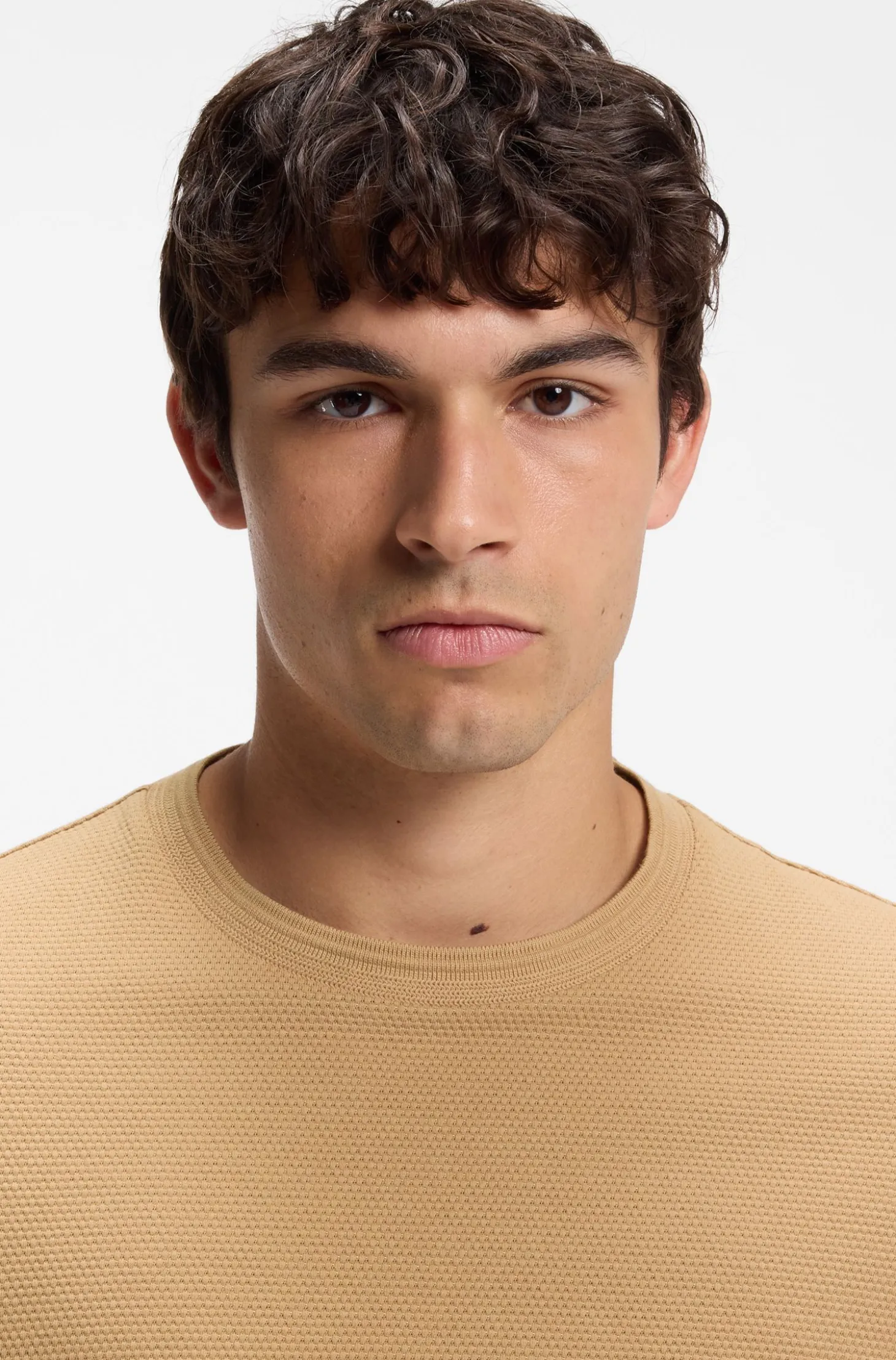 T-Shirt aus Baumwoll-Mix mit Bubble-Jacquard-Struktur