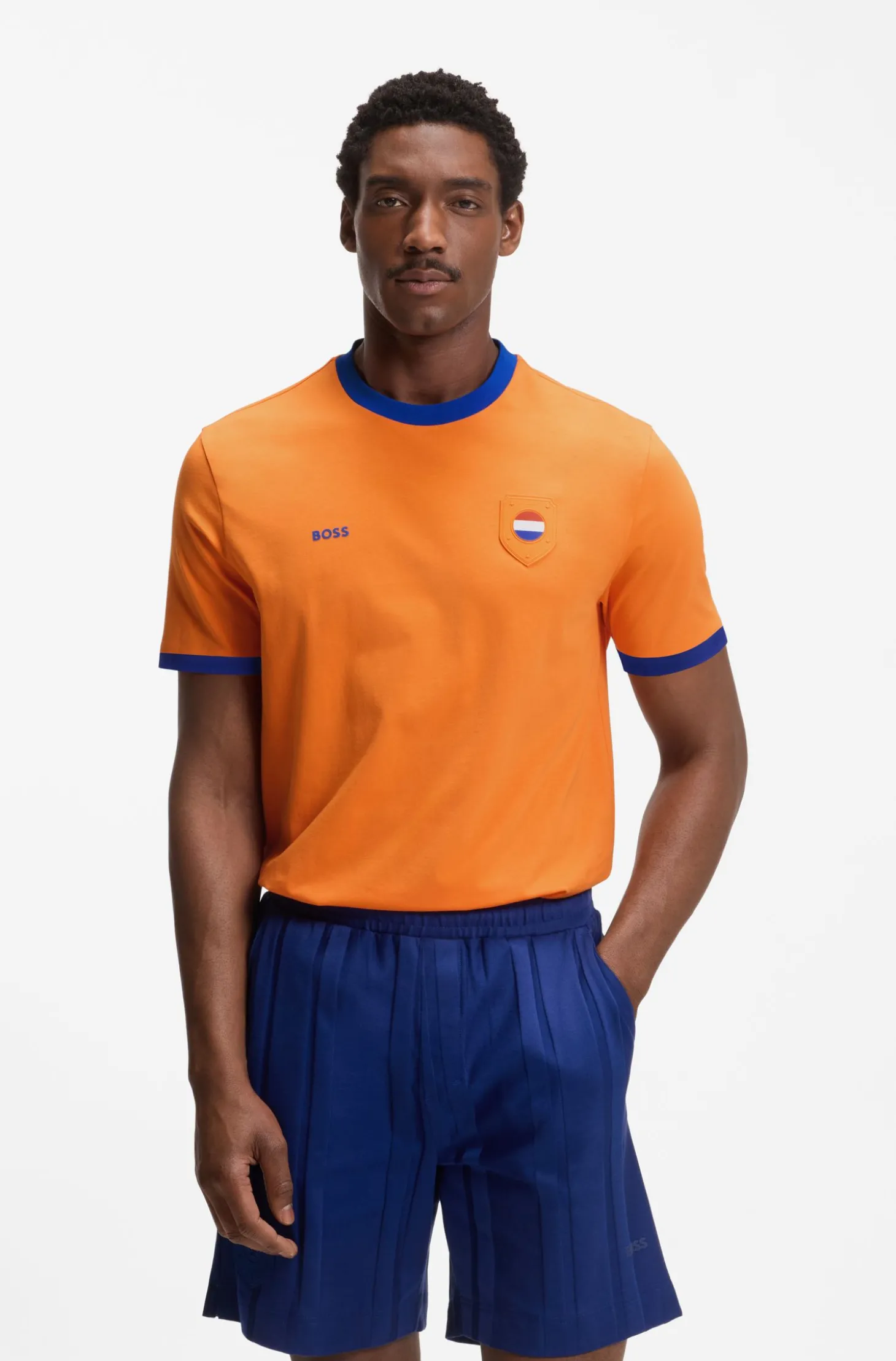 T-Shirt aus Stretch-Baumwolle mit Landesflagge und Logo