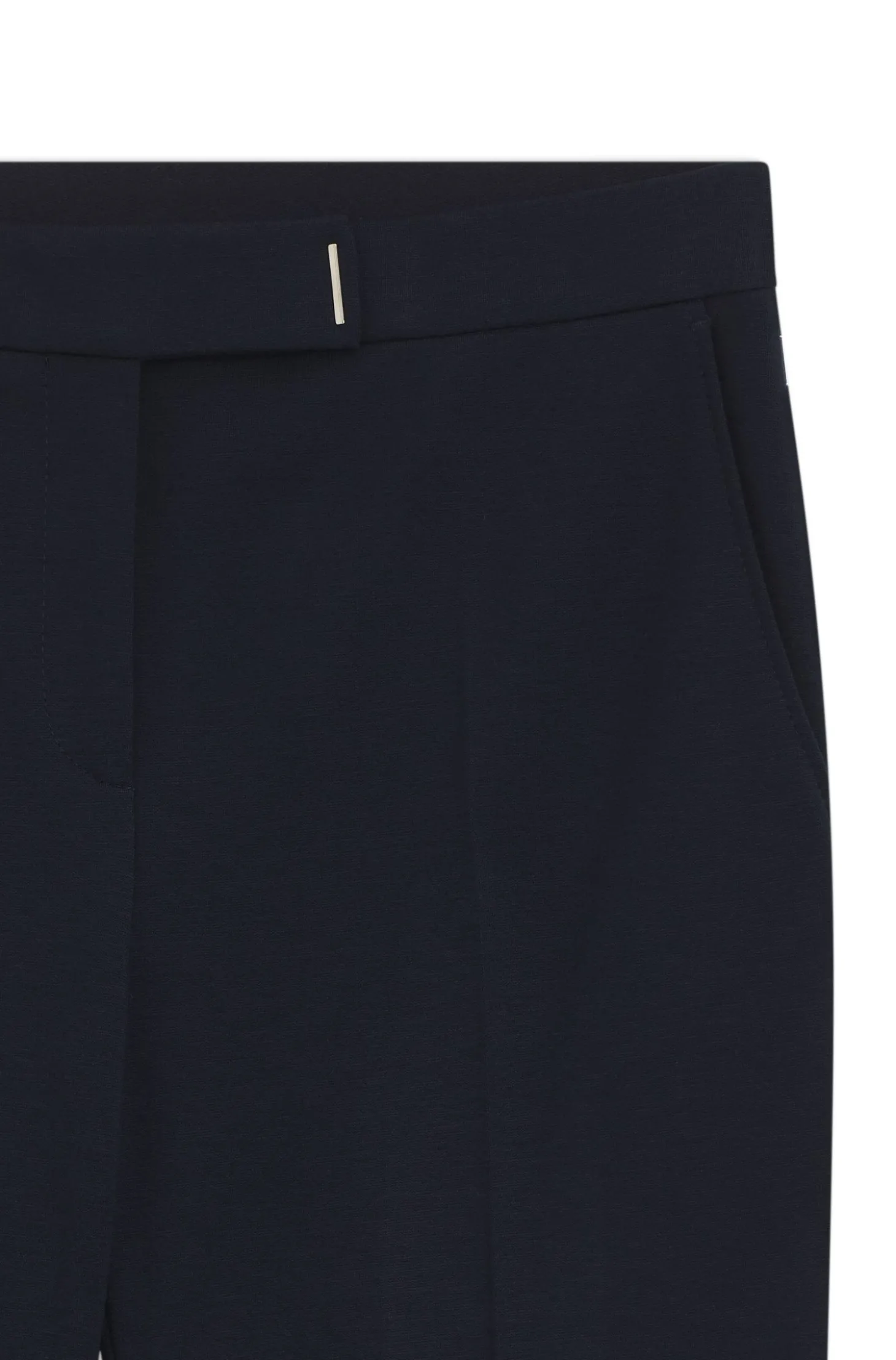 Verkürzte Flared-Fit Hose aus knitterfreiem Stretch-Gewebe