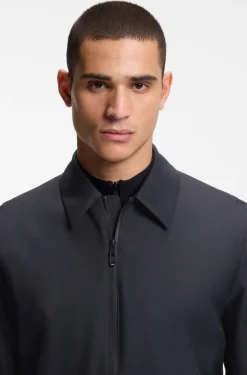 Wasserabweisende Jacke aus Stretch-Material