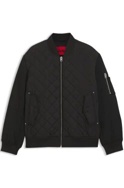 Wasserabweisende Jacke aus verschiedenen Materialien