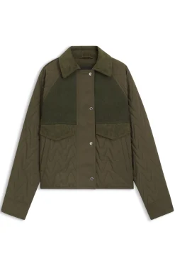 Wasserabweisende Jacke aus verschiedenen Materialien