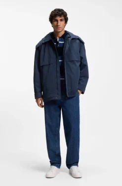 Wasserabweisende Jacke mit abnehmbarer Kapuze